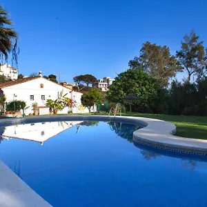 https://agradable-adosado-con-piscina-la-hidalga.1costadelsol.com